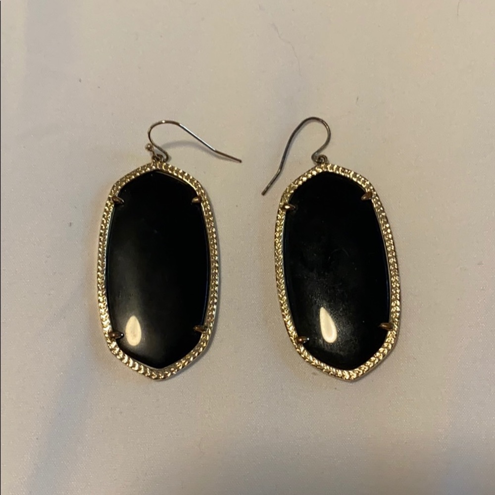 Kendra Scott black earrings
